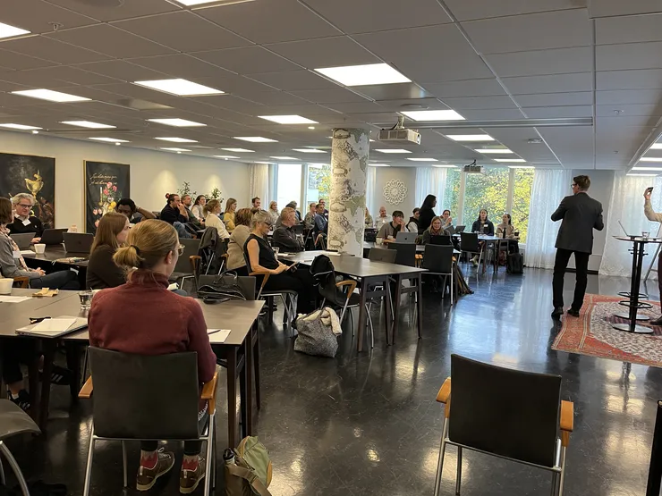 Konferens på Klara Konferens i Stockholm, Smarta elnät för kloka människor - forskning och praktik möttes.