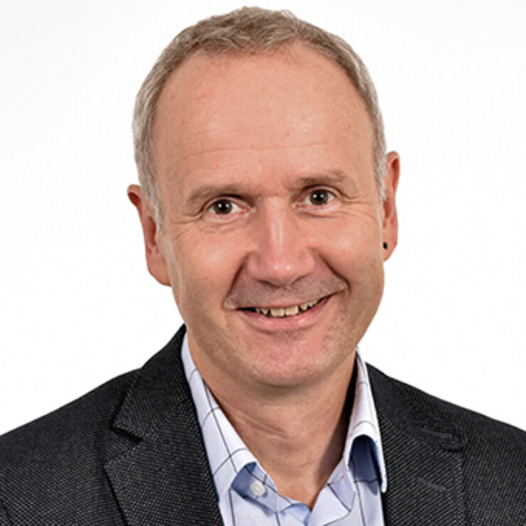 Portrait photo of Harald Rohracher